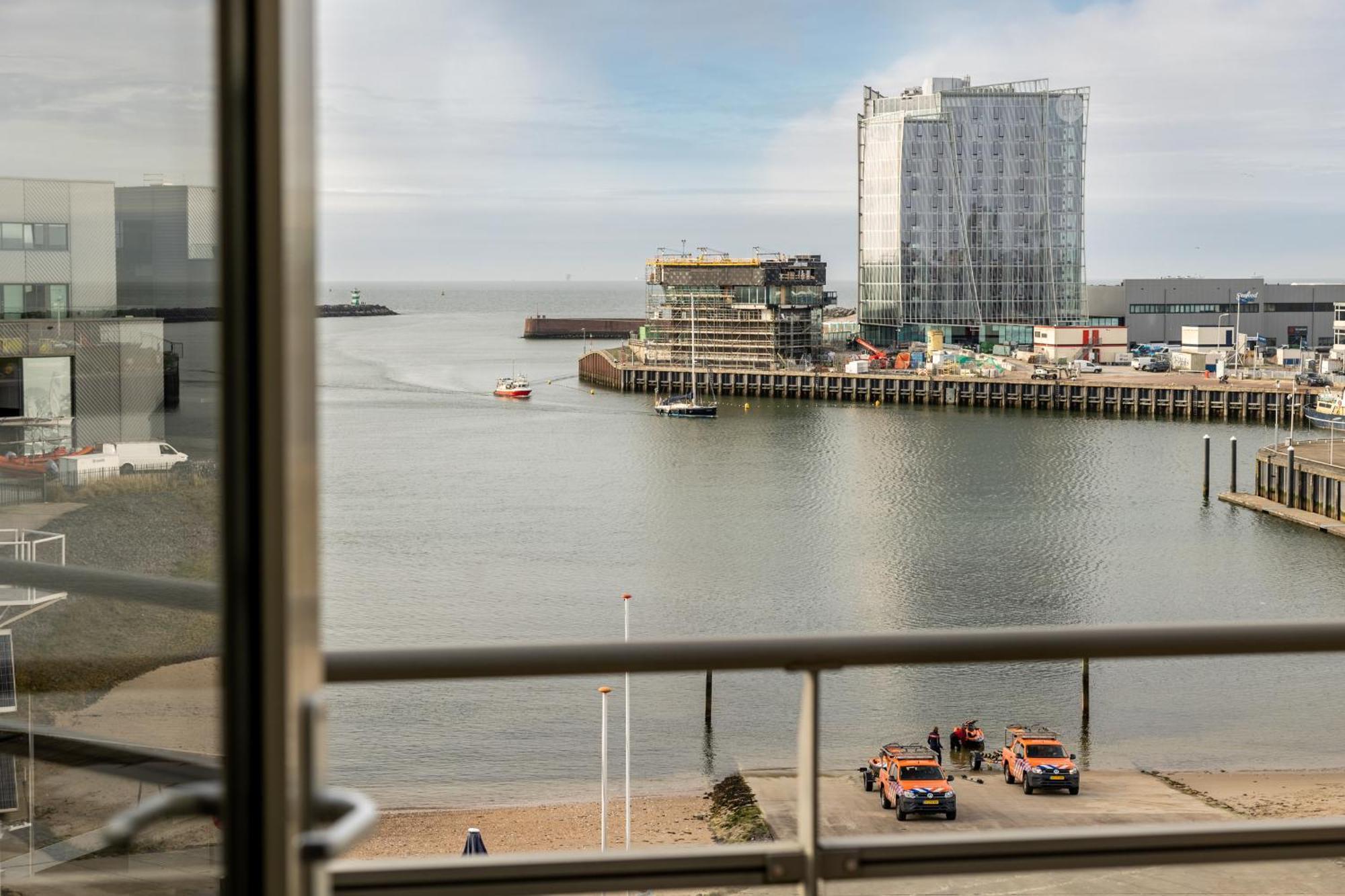 Bizstay Harbour III Scheveningen Apartments La Haya Exterior foto