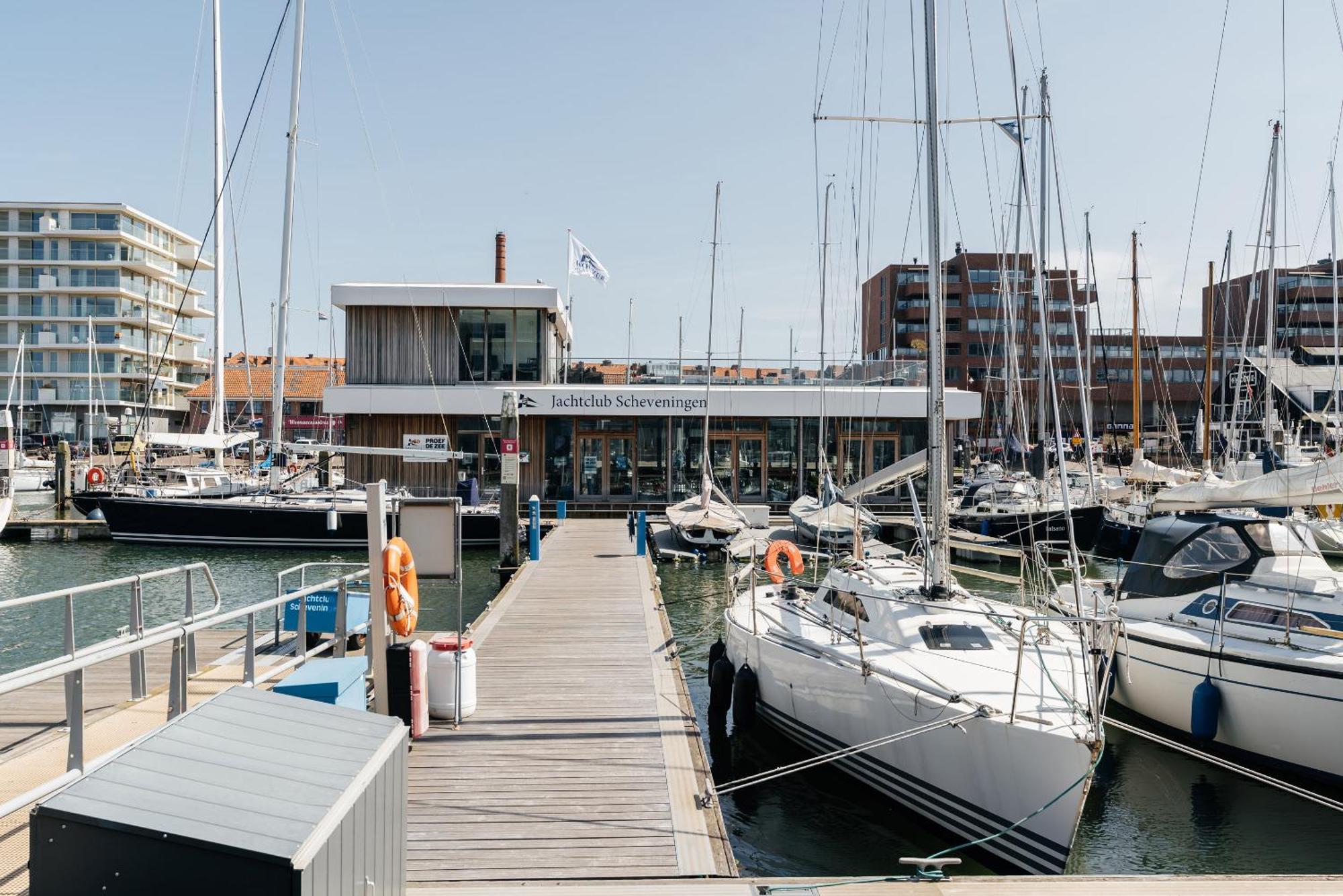 Bizstay Harbour III Scheveningen Apartments La Haya Exterior foto