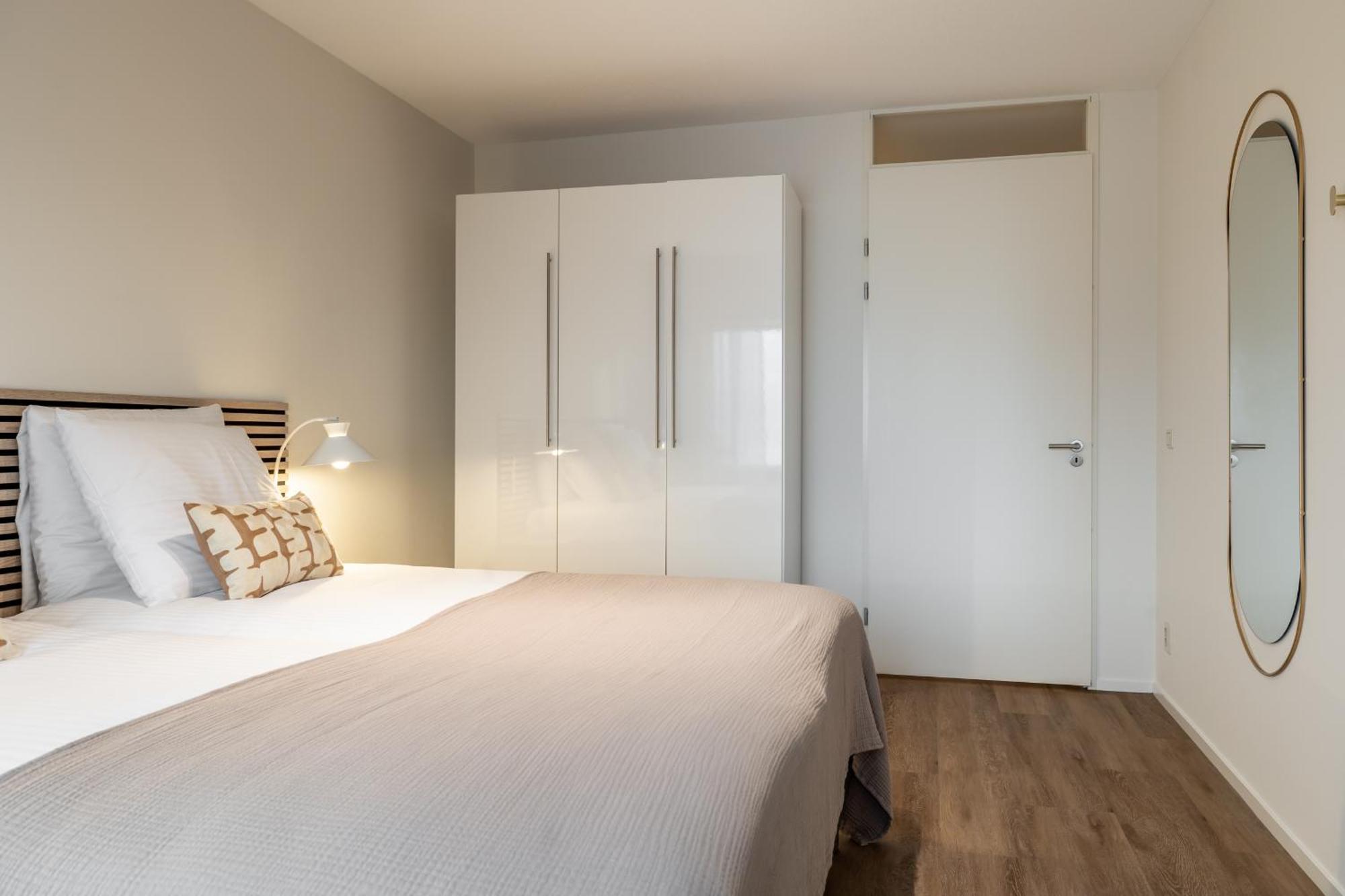 Bizstay Harbour III Scheveningen Apartments La Haya Habitación foto